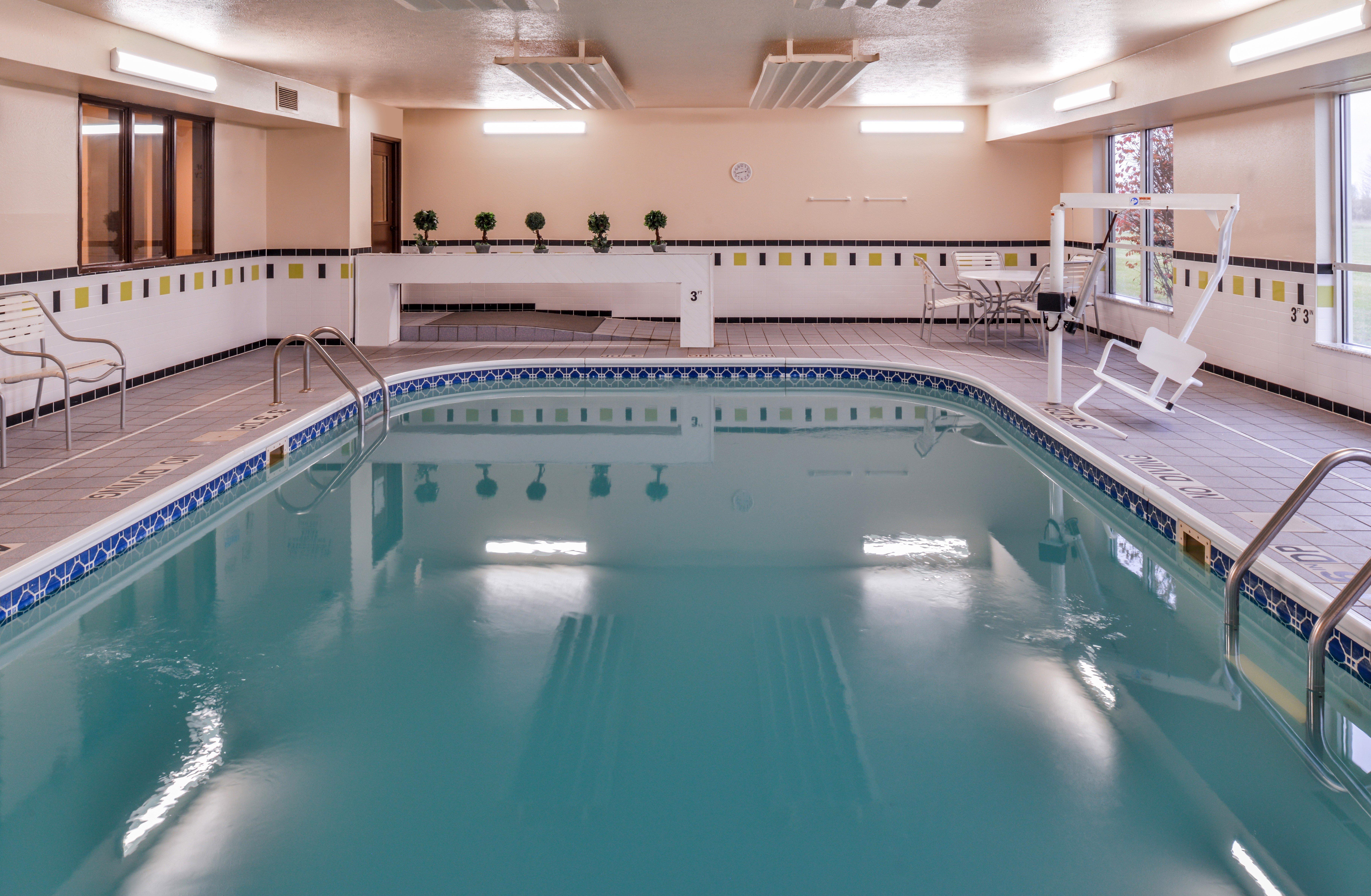 Red Roof Inn & Suites Danville, Il Екстериор снимка