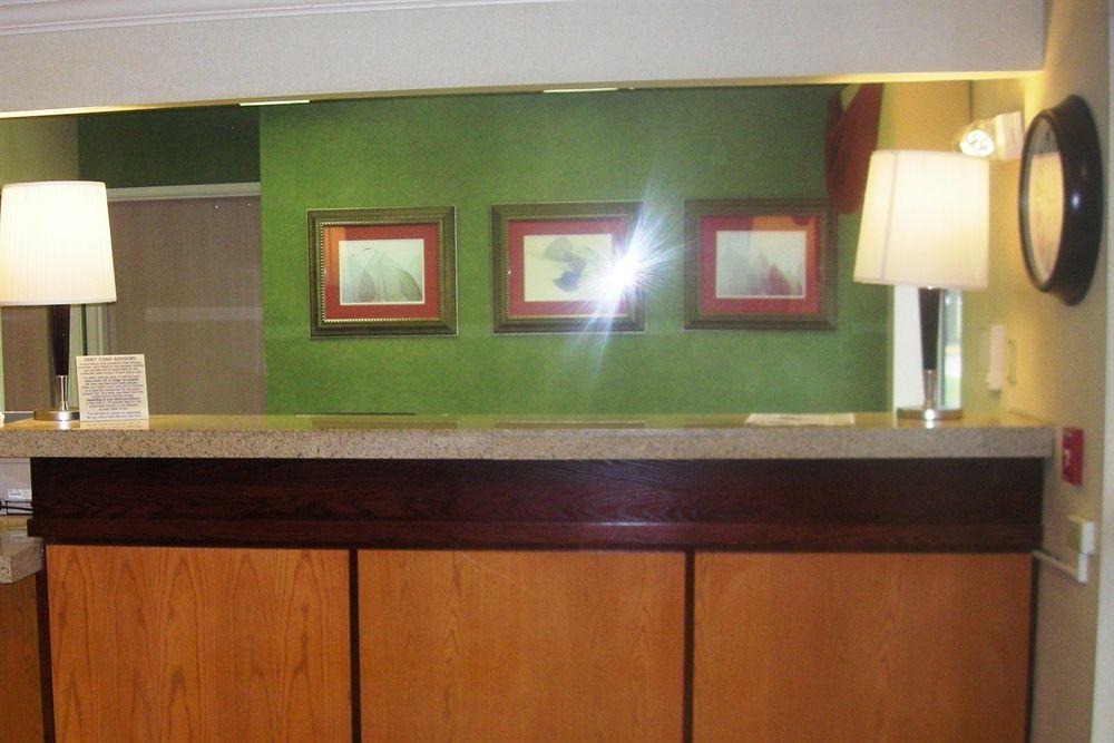 Red Roof Inn & Suites Danville, Il Екстериор снимка