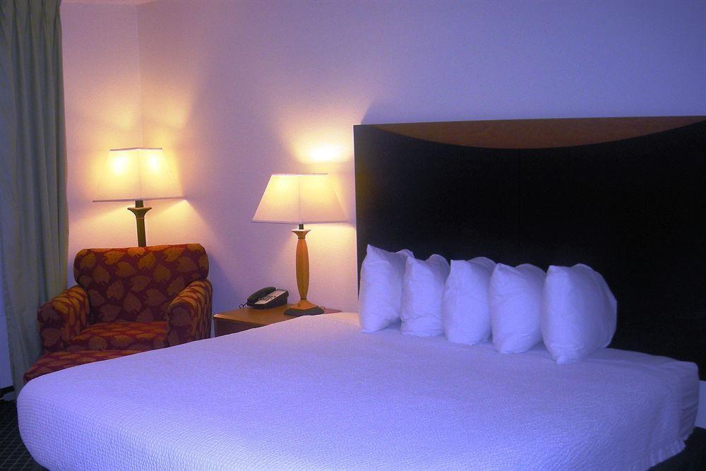 Red Roof Inn & Suites Danville, Il Екстериор снимка
